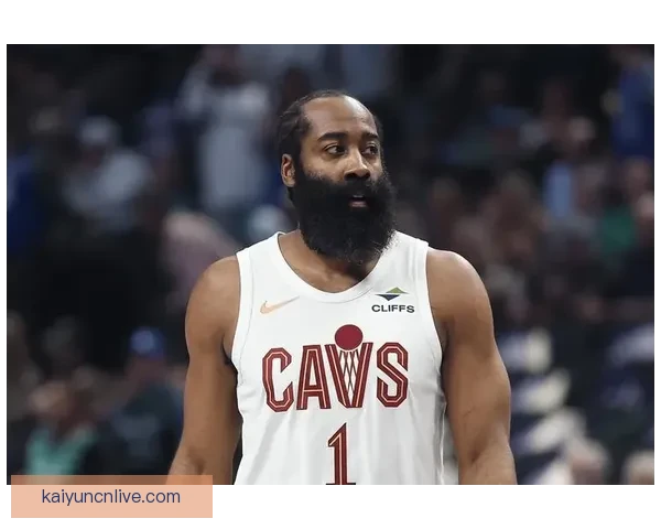 哈登称艾伦复出助力显著 希望全员健康征战季后赛更进一步