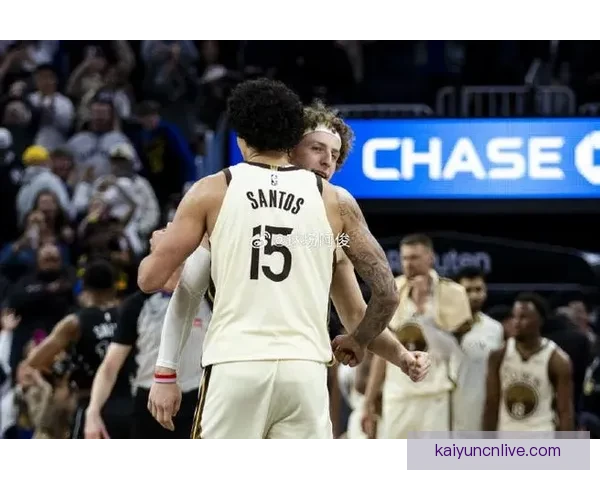 桑托斯近三场场均接近25分准星超六成 科尔盛赞弟子进步显著